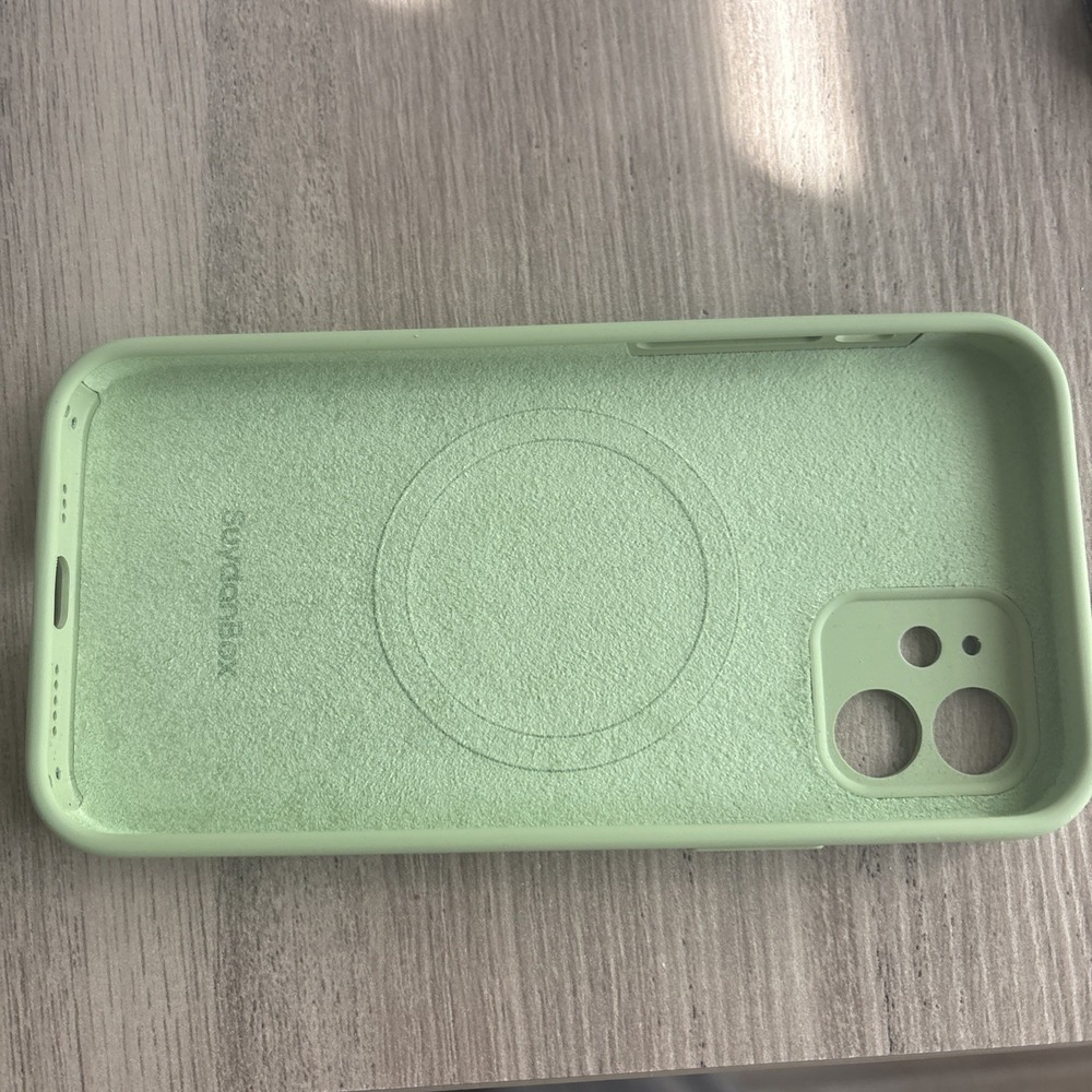 iPhone 13‎ Silicone Case MagSafe Compatible Shockproof